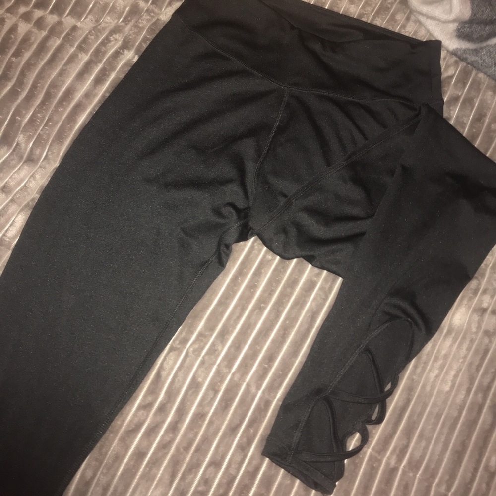black leggings